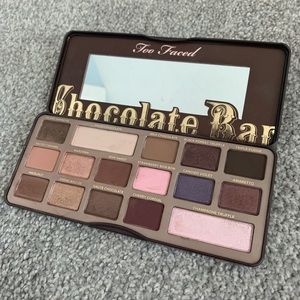 TOO FACED chocolate bar palette